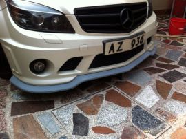 Carbon fiber front lip Style 2 for Mercedes Benz C63 AMG Sedan pre-facelift 